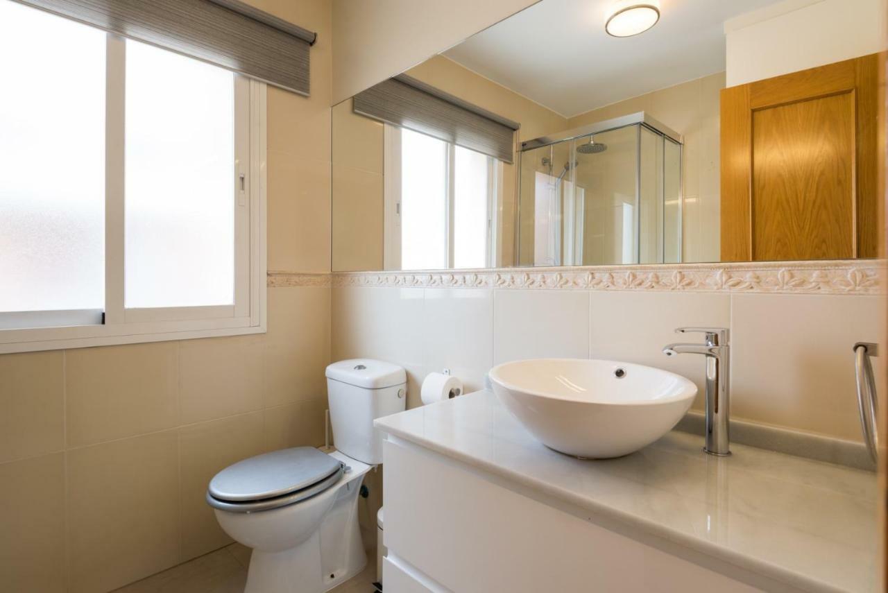 Malagueta-Muelle 1 Puerto 2 Apartment Malaga Ngoại thất bức ảnh