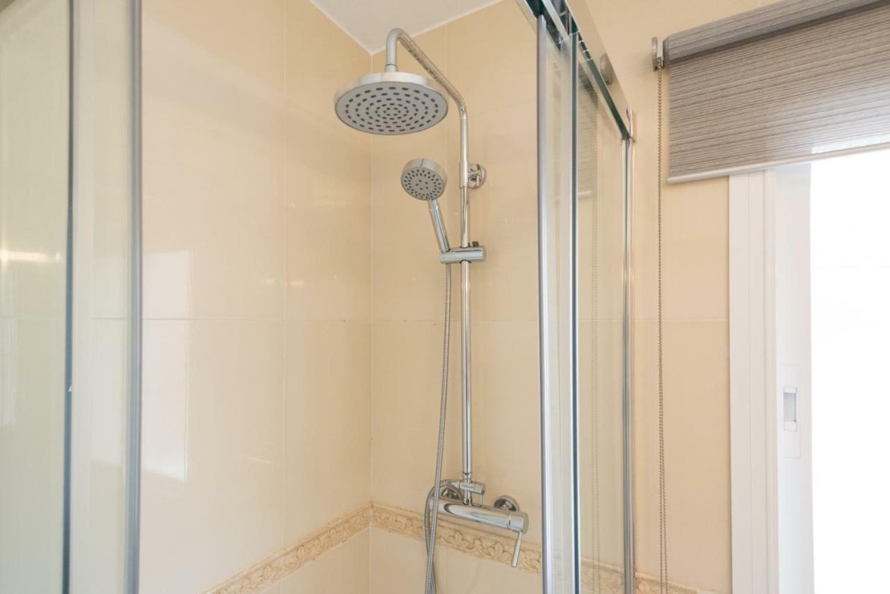 Malagueta-Muelle 1 Puerto 2 Apartment Malaga Ngoại thất bức ảnh